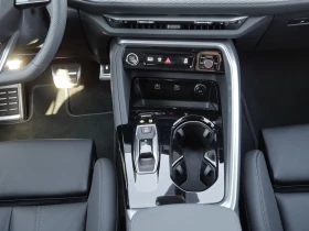 Audi Q5 E-HYBRID / S-LINE / B&O / HUD / 360 / MMI DISPLAY, снимка 12