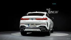BMW X6 M40i* 360 КАМЕРА* ОБДУХВАНЕ* ПОДГРЕВ* ДИСТРОНИК*  | Auto.bg — изображение 4