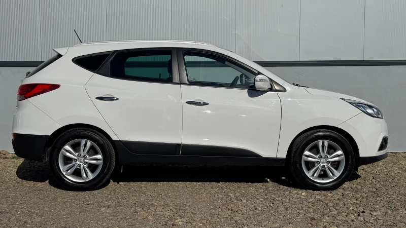 Hyundai IX35 2.0 CRDi 4WD Premium &#127470;&#127481;, снимка 4 - Автомобили и джипове - 49410221