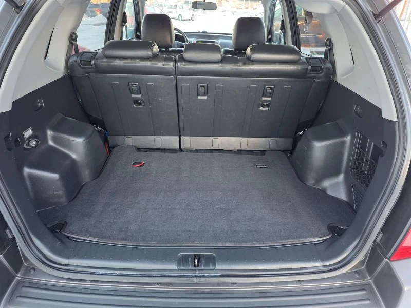 Hyundai Tucson 2.0crdi 4x4 140k.c 137000km., снимка 11 - Автомобили и джипове - 53167721