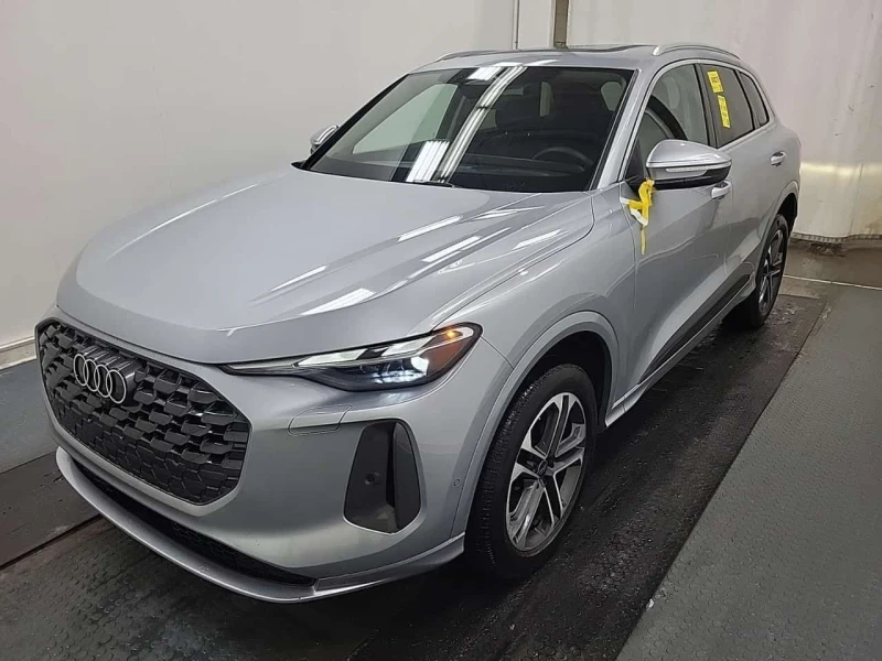 Audi Q5 * PREMIUM * CARFAX * ДИСТРОНИК* 