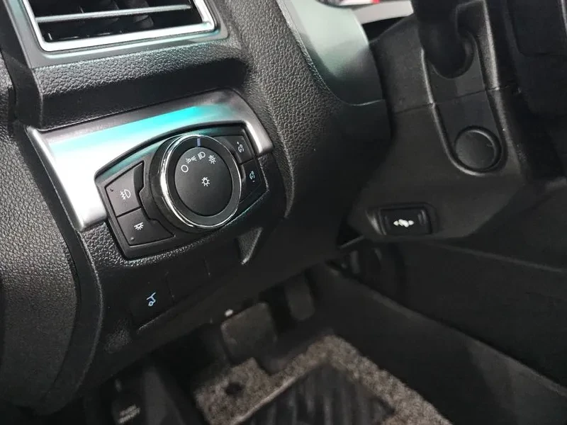 Ford Explorer 2.3 Limited 4Wd 5Th Generation, снимка 16 - Автомобили и джипове - 55923318