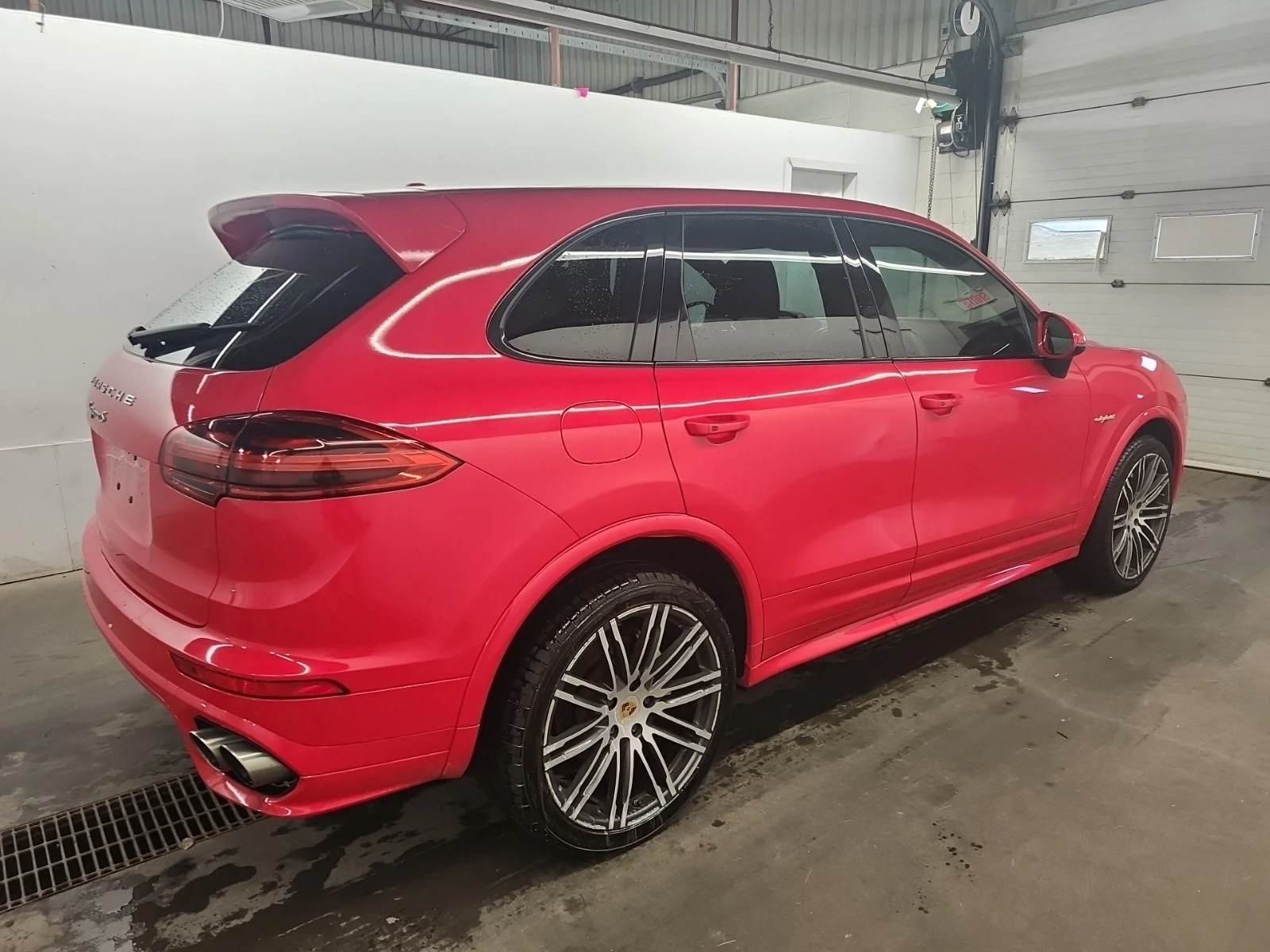 Porsche Cayenne S E-HYBRID CARFAX    | Mobile.bg   4
