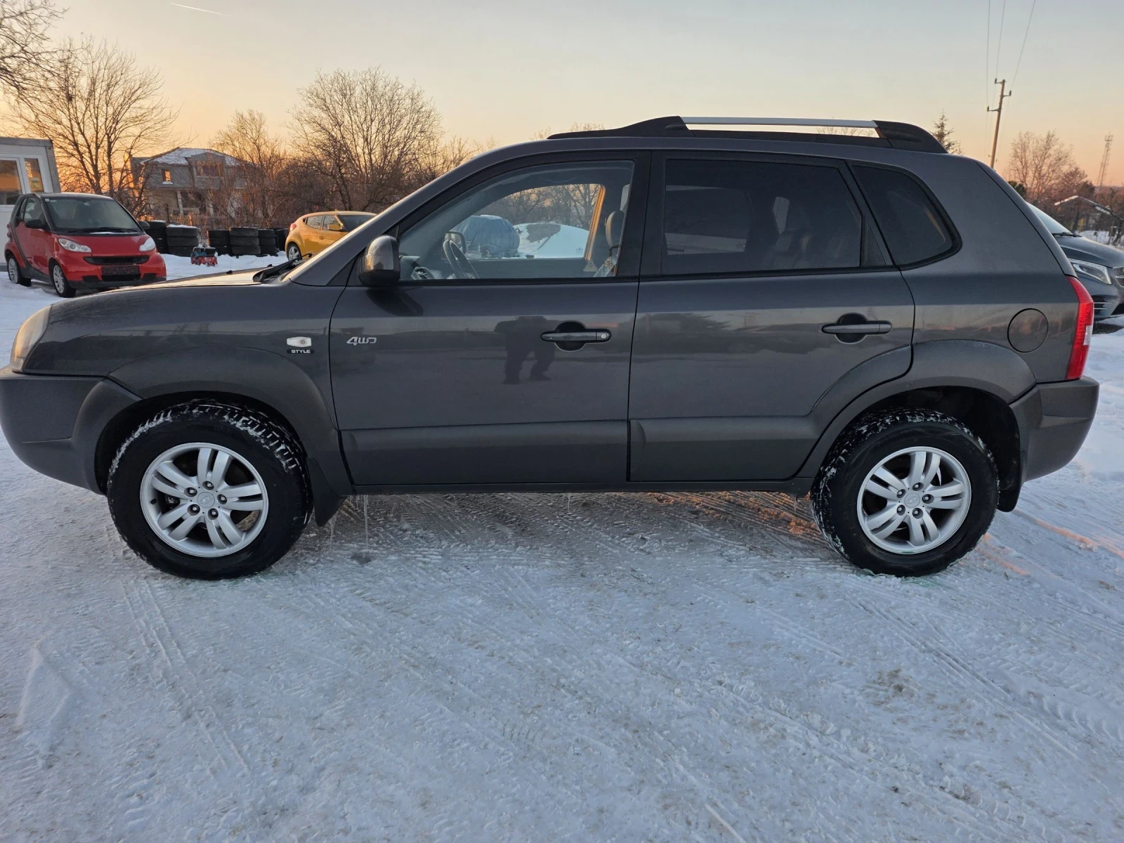 Hyundai Tucson 2.0crdi 4x4 140k.c 137000km. - изображение 7