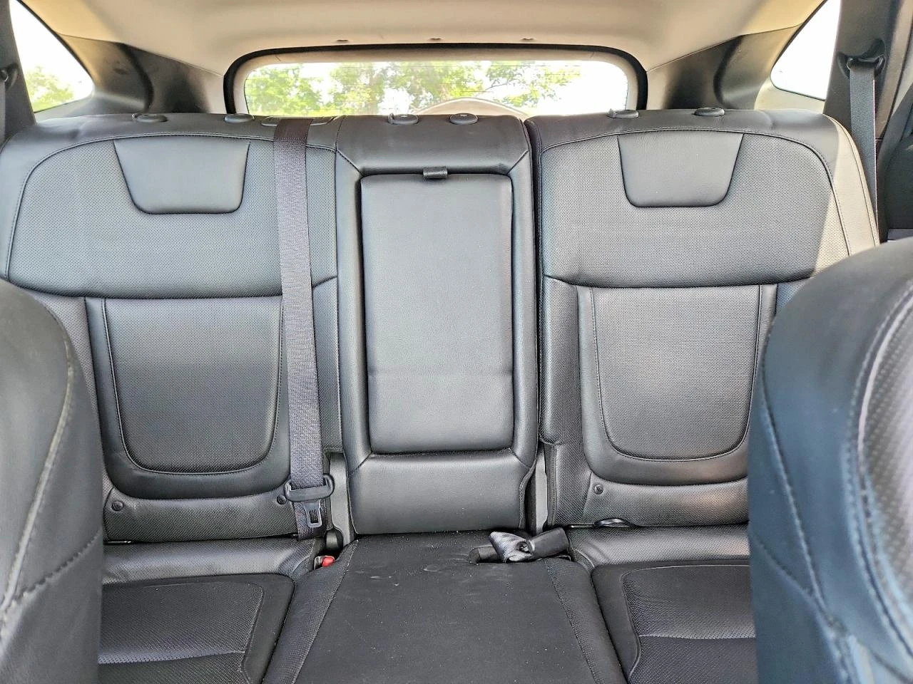 Hyundai Tucson 1.6l Limited, снимка 10 - Автомобили и джипове - 54888504
