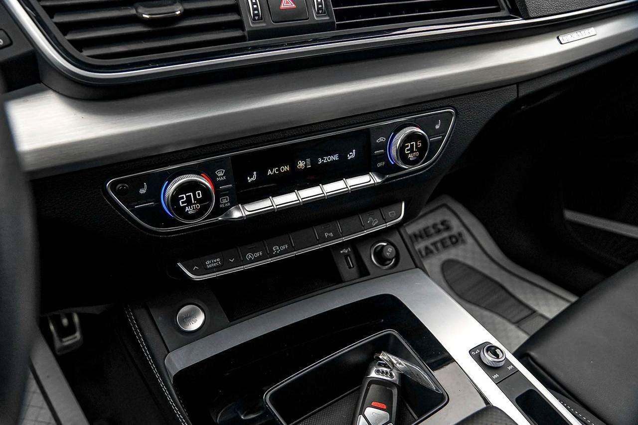 Audi Q5 ПЪРВИ СОБСВЕНИК /360/B&O/MATRIX/ЦЕНА ДО БГ , снимка 16 - Автомобили и джипове - 54972595
