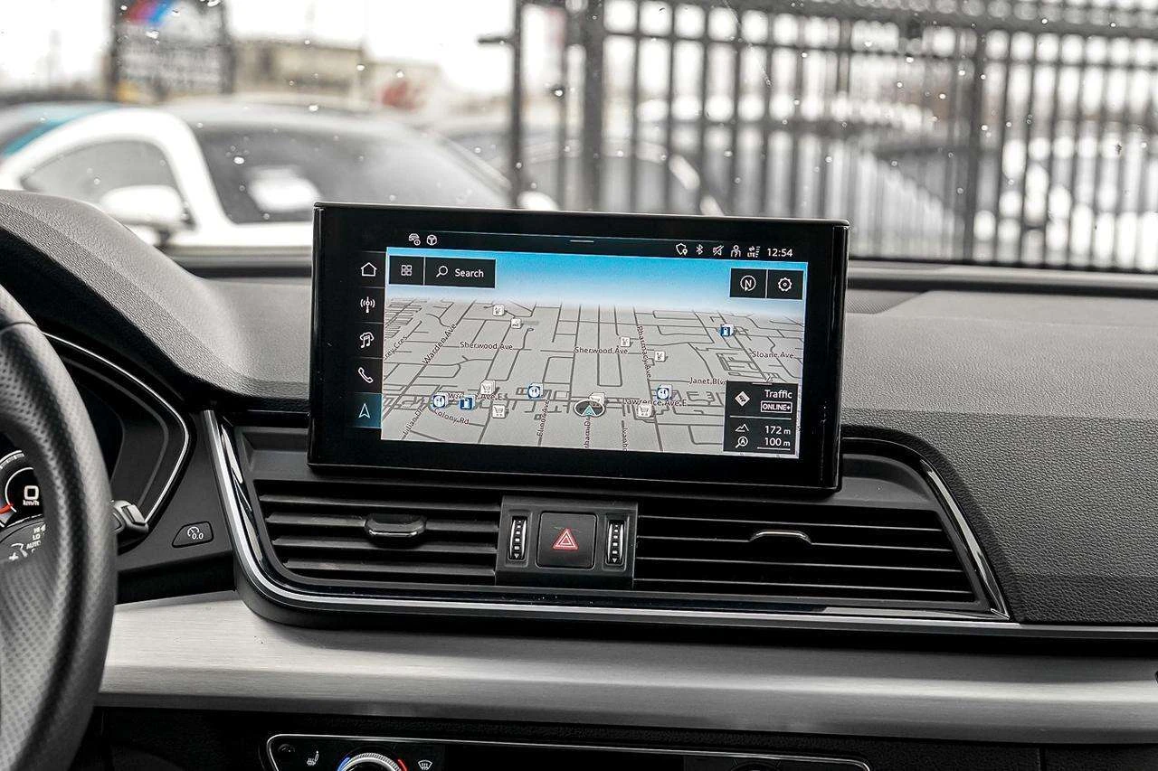 Audi Q5 ПЪРВИ СОБСВЕНИК /360/B&O/MATRIX/ЦЕНА ДО БГ , снимка 13 - Автомобили и джипове - 54972595
