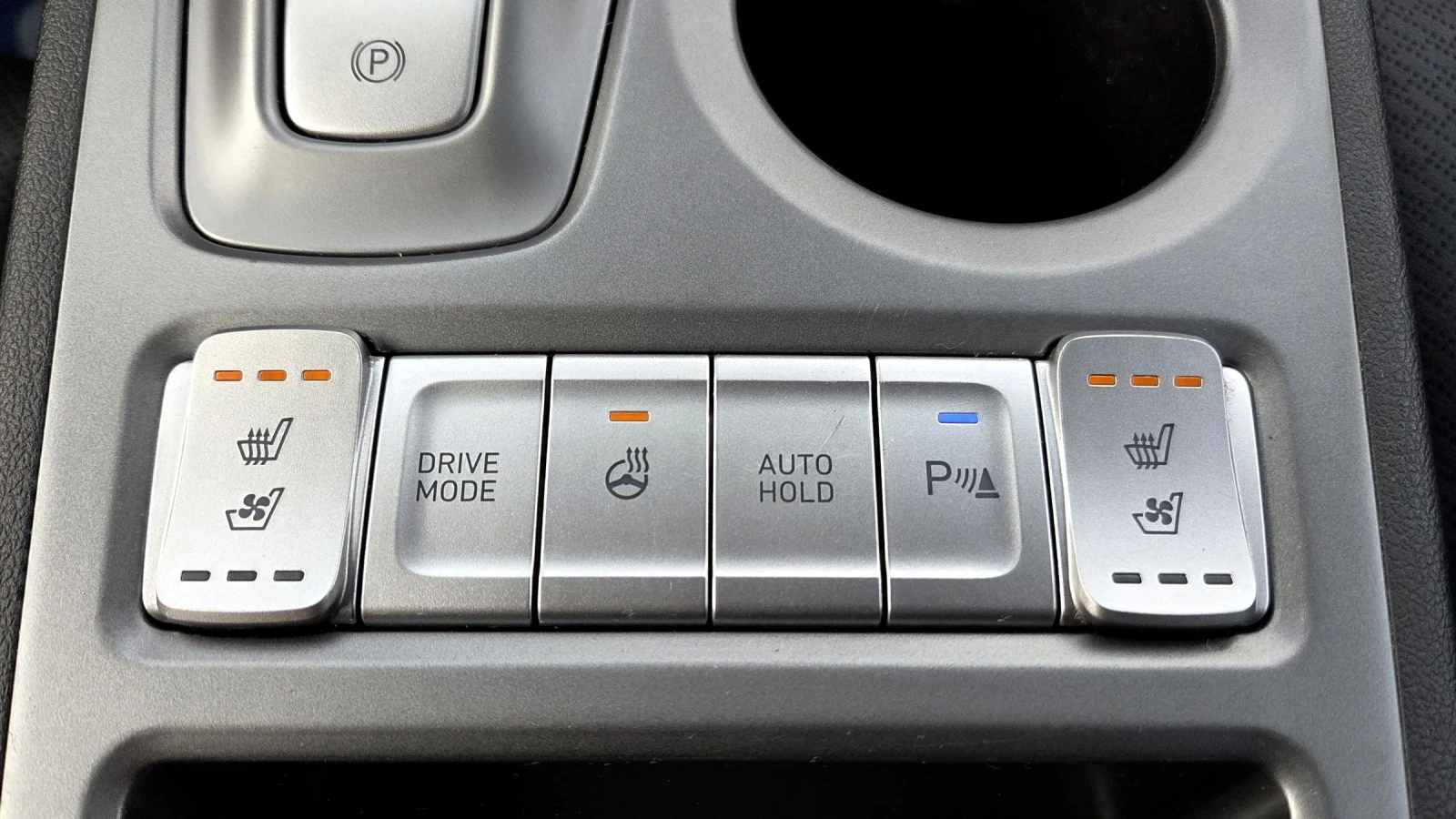 Hyundai Kona SOH100%/Blue Link/ГАРАНЦИОННА, снимка 13 - Автомобили и джипове - 55166335