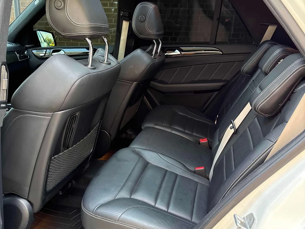 Mercedes-Benz GLE 63 S AMG * CARFAX * ОПЦИЯ ЗА ФИНАНСИРАНЕ, снимка 11 - Автомобили и джипове - 55668274