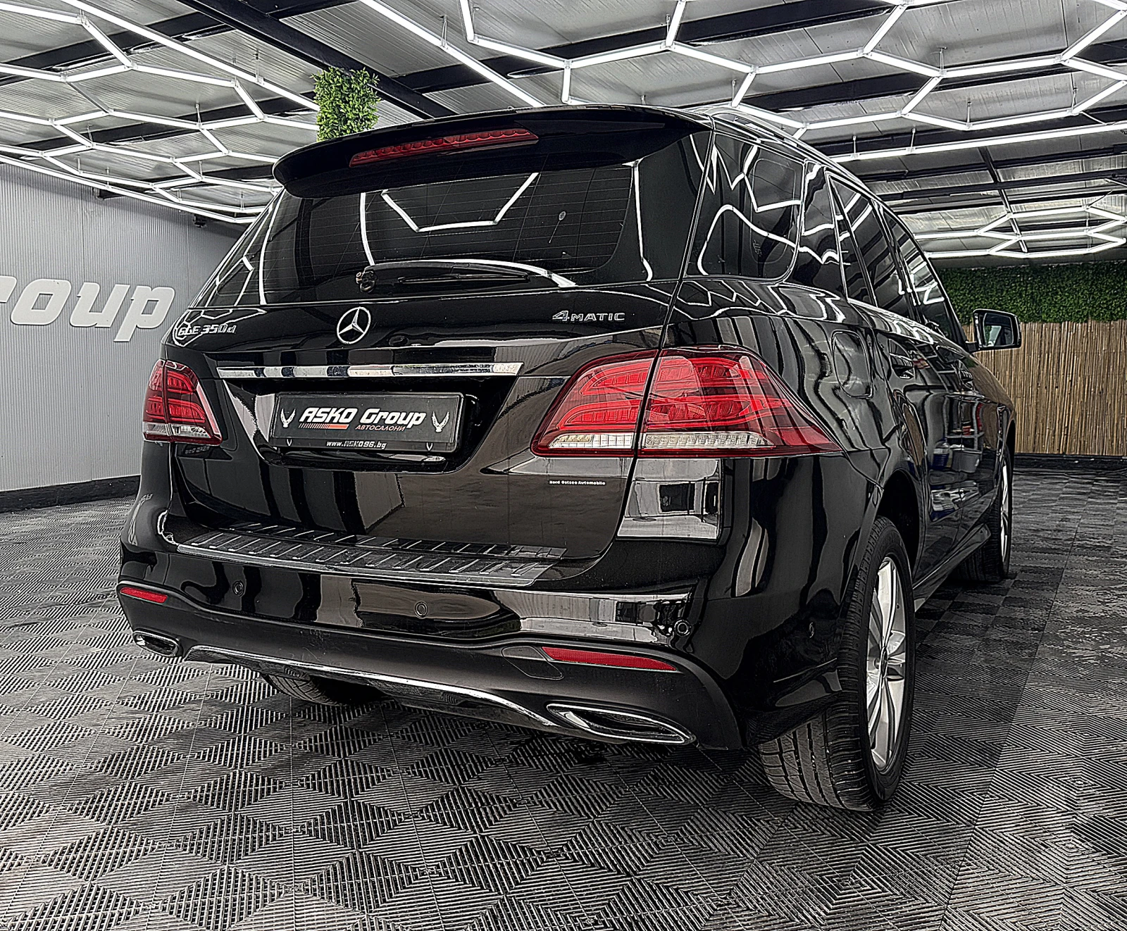 Mercedes-Benz GLE 350 PANORAMA/AMG-line/360-k/GERMANY/СОБСТВЕН ЛИЗИНГ, снимка 6 - Автомобили и джипове - 56164400