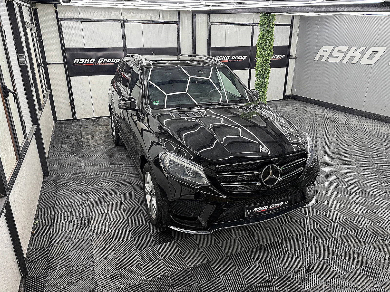 Mercedes-Benz GLE 350 PANORAMA/AMG-line/360-k/GERMANY/СОБСТВЕН ЛИЗИНГ, снимка 7 - Автомобили и джипове - 56164400
