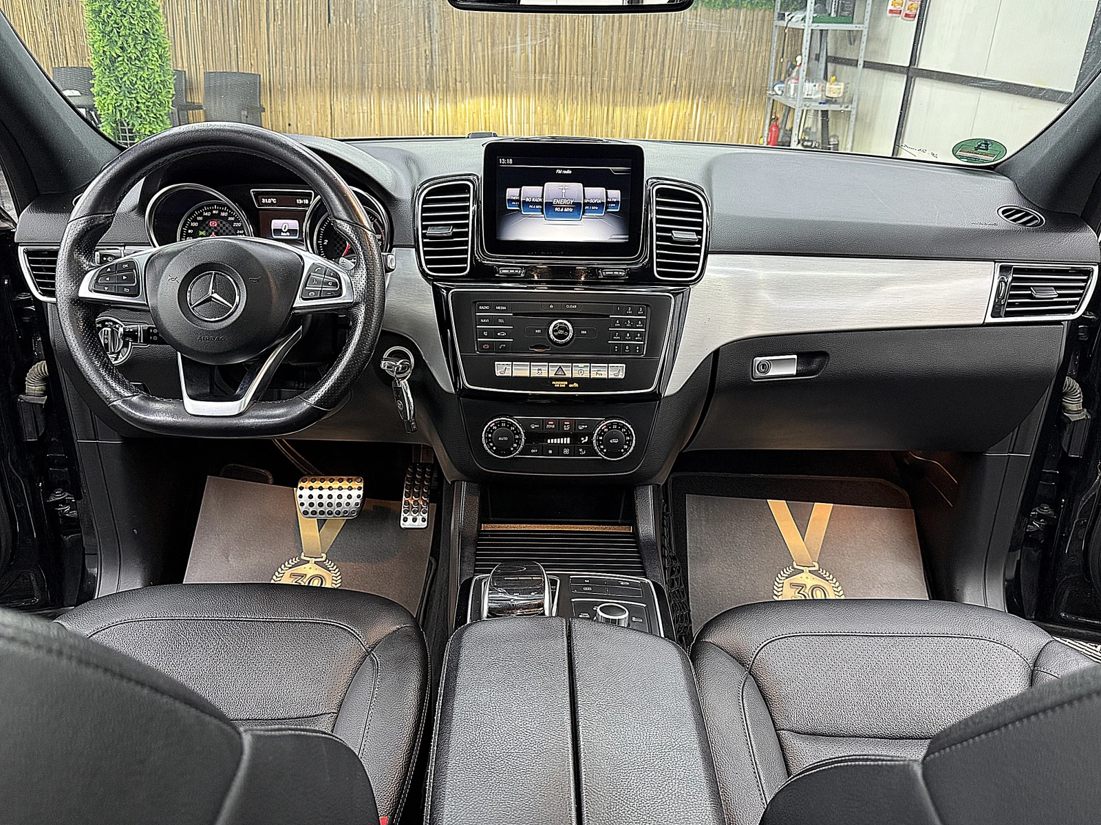Mercedes-Benz GLE 350 PANORAMA/AMG-line/360-k/GERMANY/СОБСТВЕН ЛИЗИНГ, снимка 14 - Автомобили и джипове - 56164400