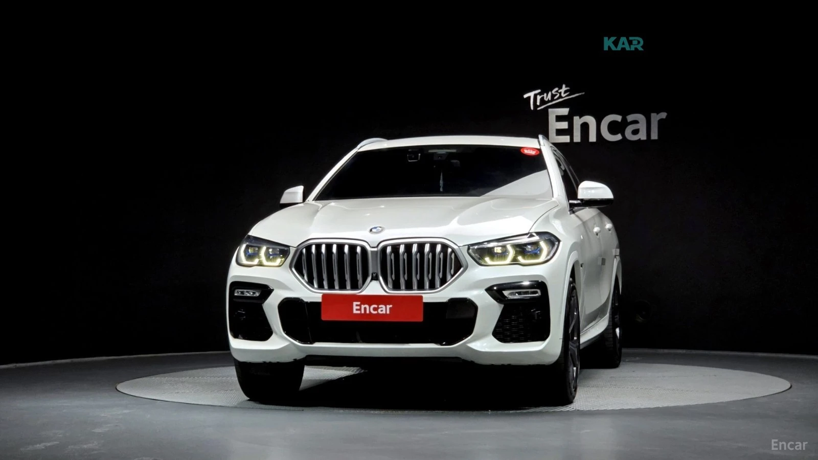 BMW X6 M40i* 360 КАМЕРА* ОБДУХВАНЕ* ПОДГРЕВ* ДИСТРОНИК* , снимка 3 - Автомобили и джипове - 56169758