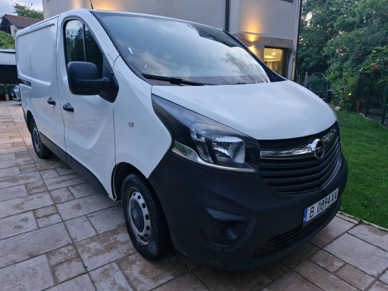 Opel Vivaro, снимка 4 - Бусове и автобуси - 52418737