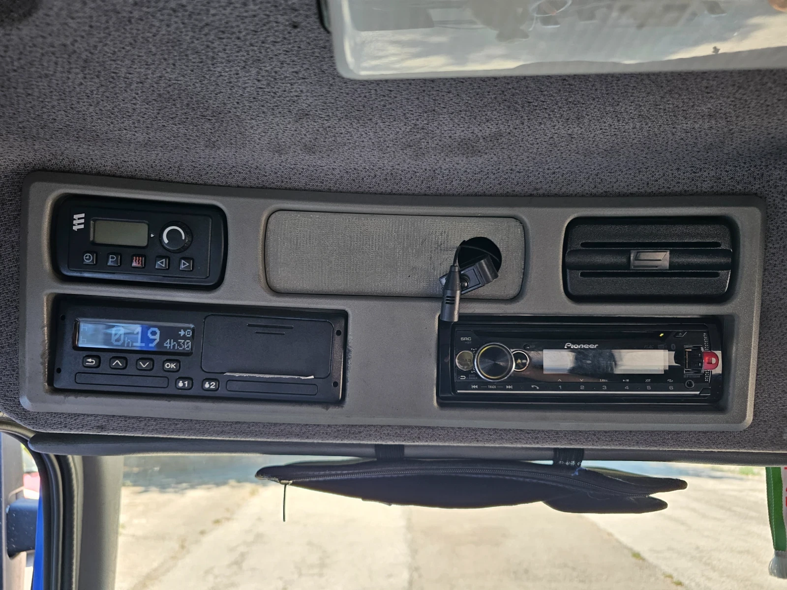 Mercedes-Benz Atego Автовоз - изображение 8