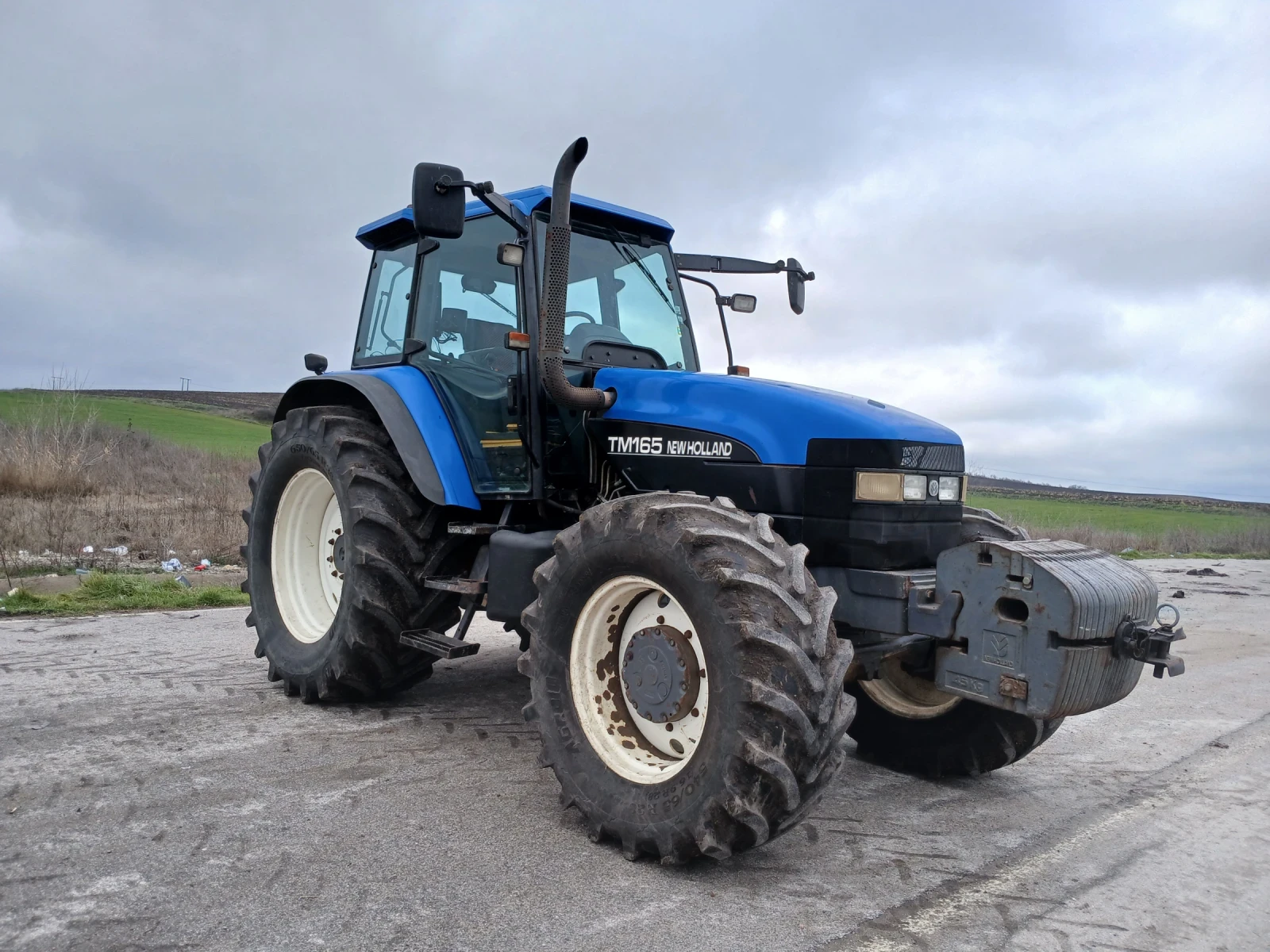 Трактор New Holland ТМ165, снимка 2 - Селскостопанска техника - 56063875