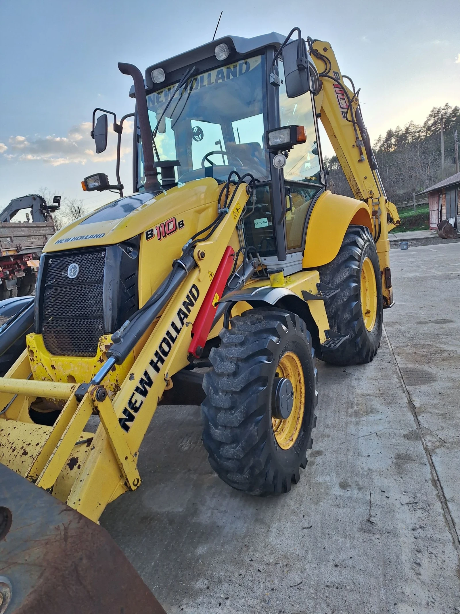 Багер New Holland 110 Djoistik, снимка 3 - Индустриална техника - 54100851