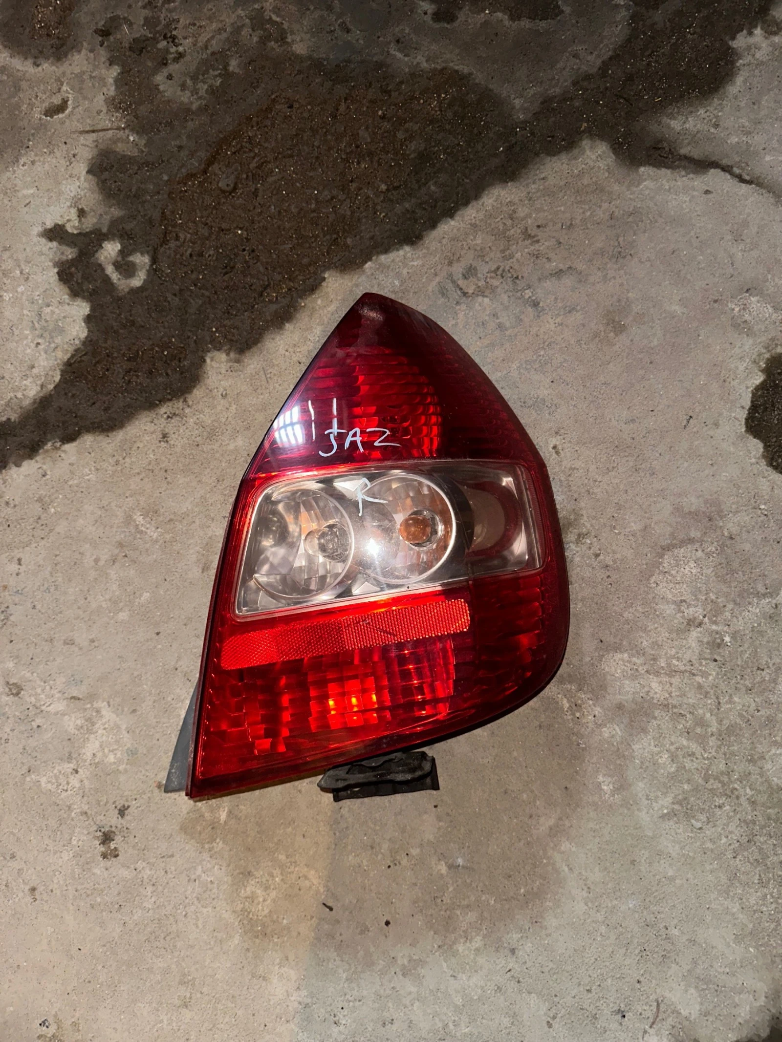 Стоп десен HONDA JAZZ II 2004г.     11676636 | Mobile.bg — изображение 1