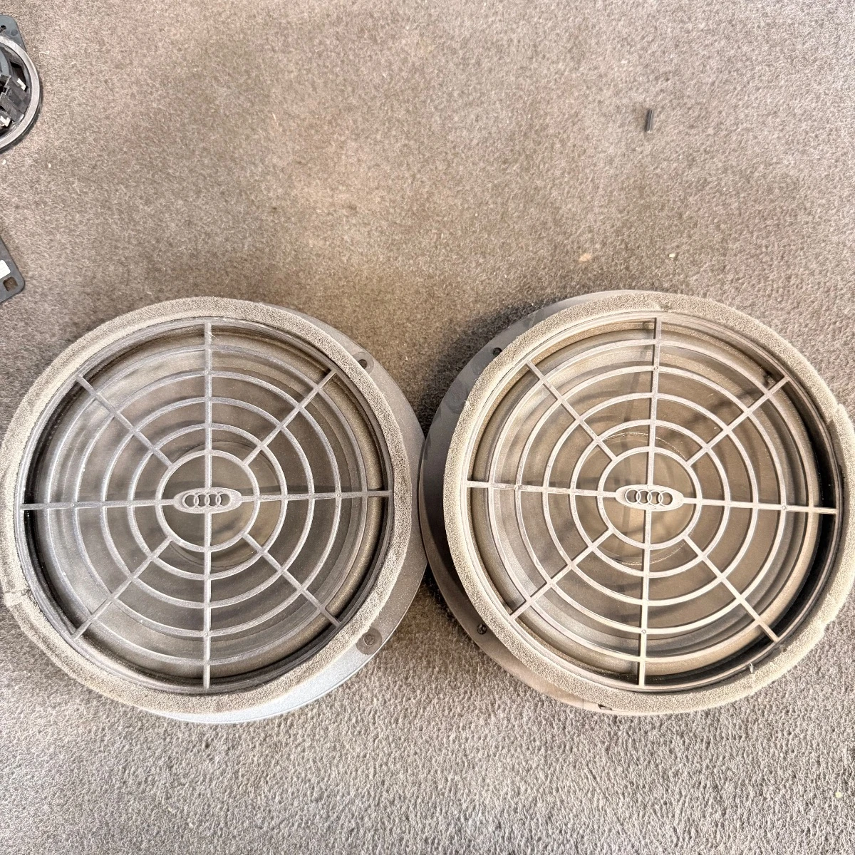 Предни обикновенни тонколони за Audi Ауди А4 А5 8R0035415A-1401