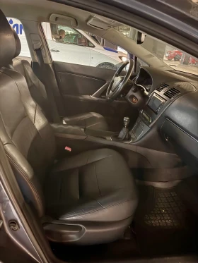 Toyota Avensis, снимка 7