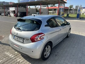 Peugeot 208 1.4eHDI - AВТОМАТИК, снимка 5