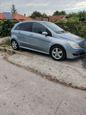 Mercedes-Benz B 180, снимка 4
