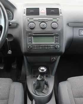 VW Touran 2.0 TDI   7    | Mobile.bg    10