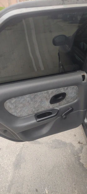 Renault Laguna, снимка 8