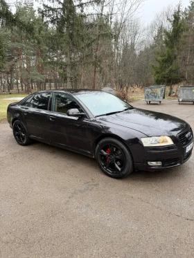 ������ Audi A8