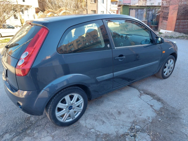 Ford Fiesta, снимка 5 - Автомобили и джипове - 47464281