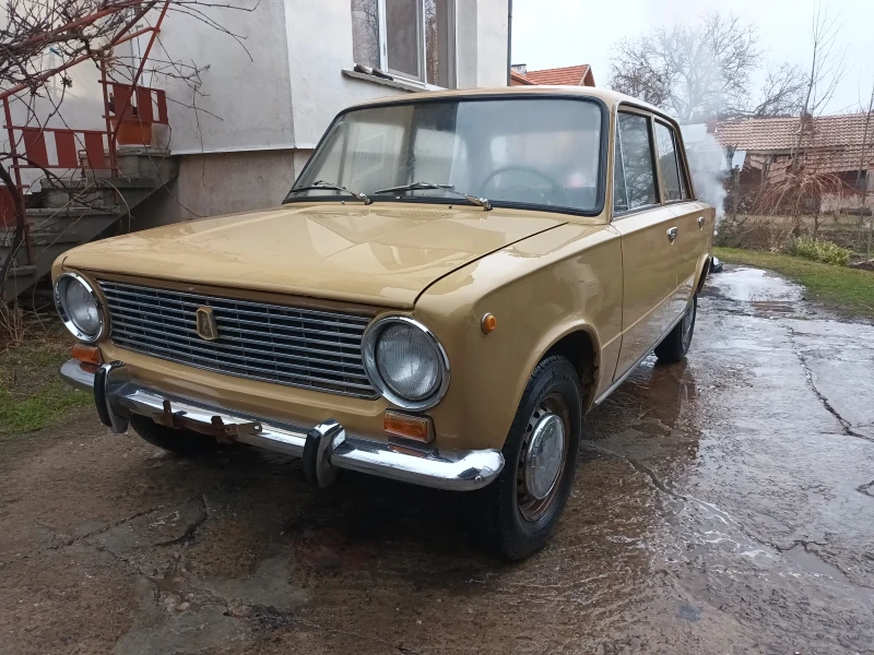 Lada 2101 Жигули, снимка 1 - Автомобили и джипове - 48200429