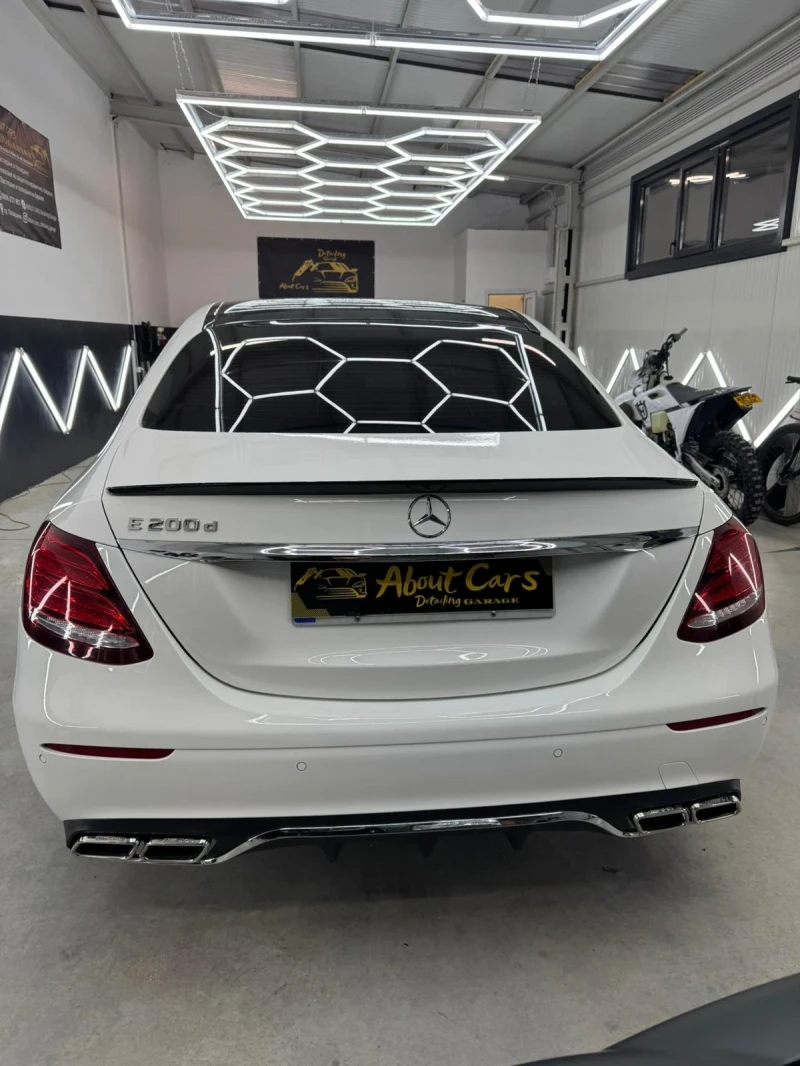 Mercedes-Benz E 220 9Gtronic, снимка 7 - Автомобили и джипове - 48358567