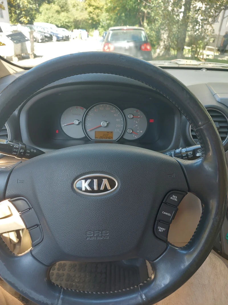 Kia Carens Каренс, снимка 11 - Автомобили и джипове - 48407265