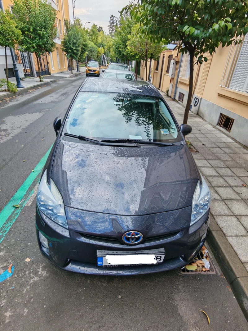 Toyota Prius 1.8, снимка 1 - Автомобили и джипове - 49148369