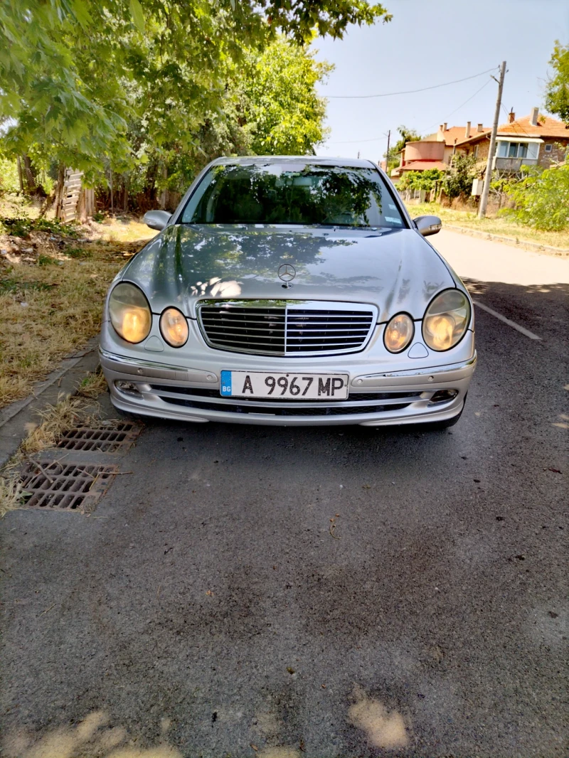 Mercedes-Benz E 270, снимка 2 - Автомобили и джипове - 48707343