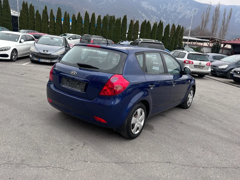 Kia Ceed 1.4i - РЕАЛНИ КИЛОМЕТРИ - УНИКАТ , снимка 5 - Автомобили и джипове - 48954674