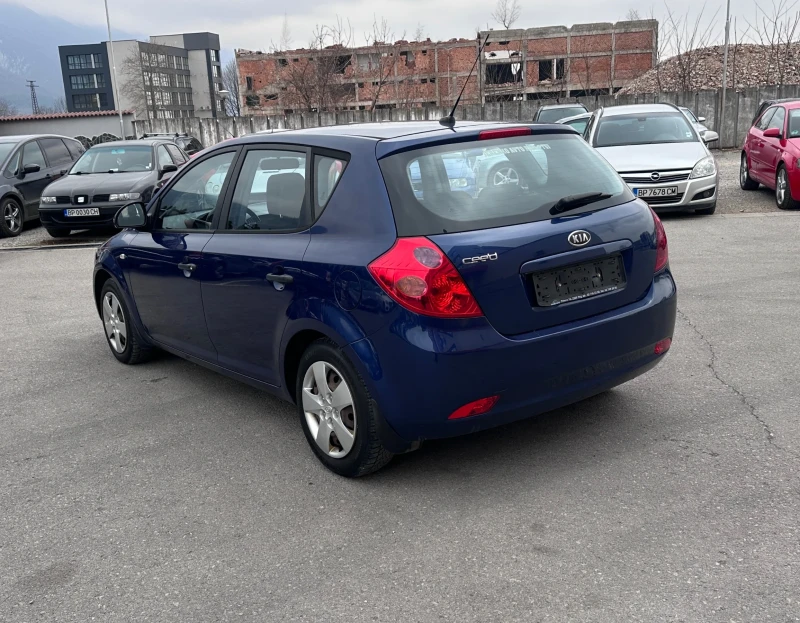 Kia Ceed 1.4i - РЕАЛНИ КИЛОМЕТРИ - УНИКАТ , снимка 7 - Автомобили и джипове - 48954674