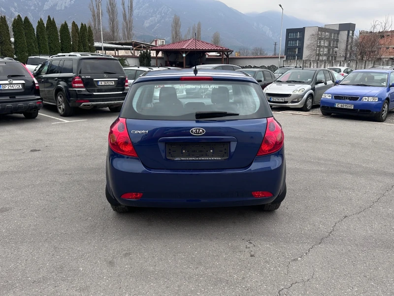 Kia Ceed 1.4i - РЕАЛНИ КИЛОМЕТРИ - УНИКАТ , снимка 6 - Автомобили и джипове - 48954674