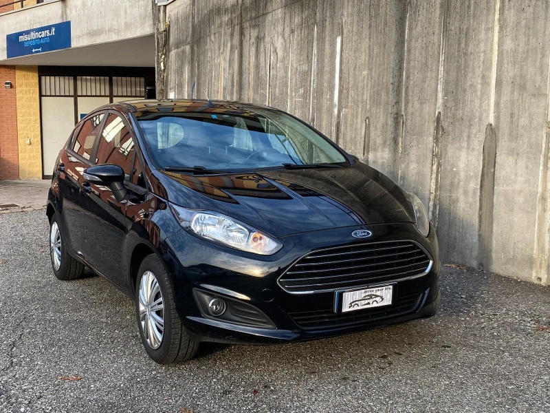 Ford Fiesta 1.4i Фабрична газ, снимка 6 - Автомобили и джипове - 49563065