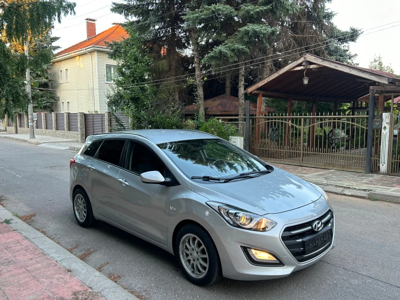 Hyundai I30 1, 6CRDI 110К, снимка 3 - Автомобили и джипове - 51525754