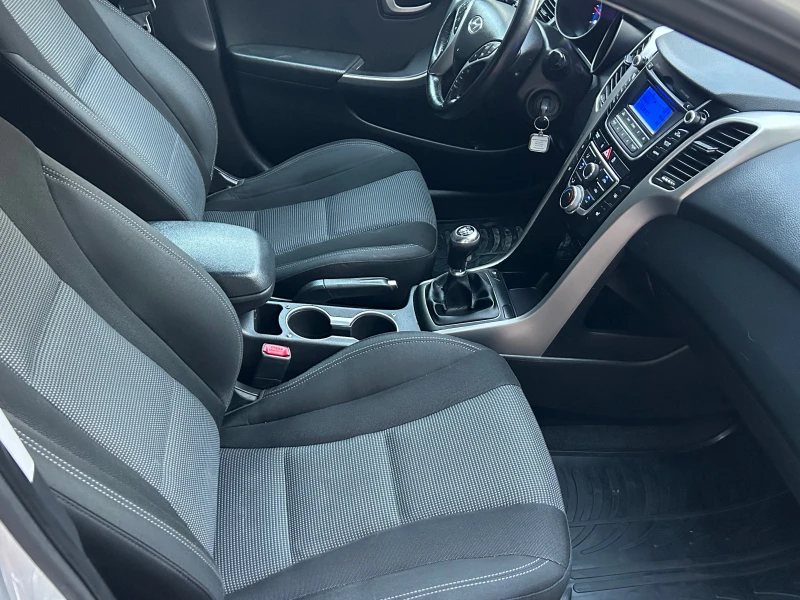 Hyundai I30 1, 6CRDI 110К, снимка 11 - Автомобили и джипове - 51525754