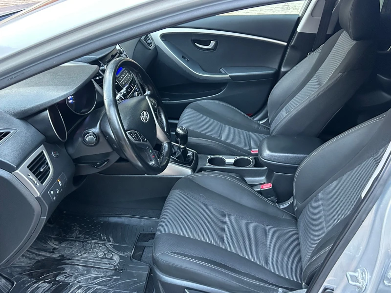 Hyundai I30 1, 6CRDI 110К, снимка 9 - Автомобили и джипове - 51525754