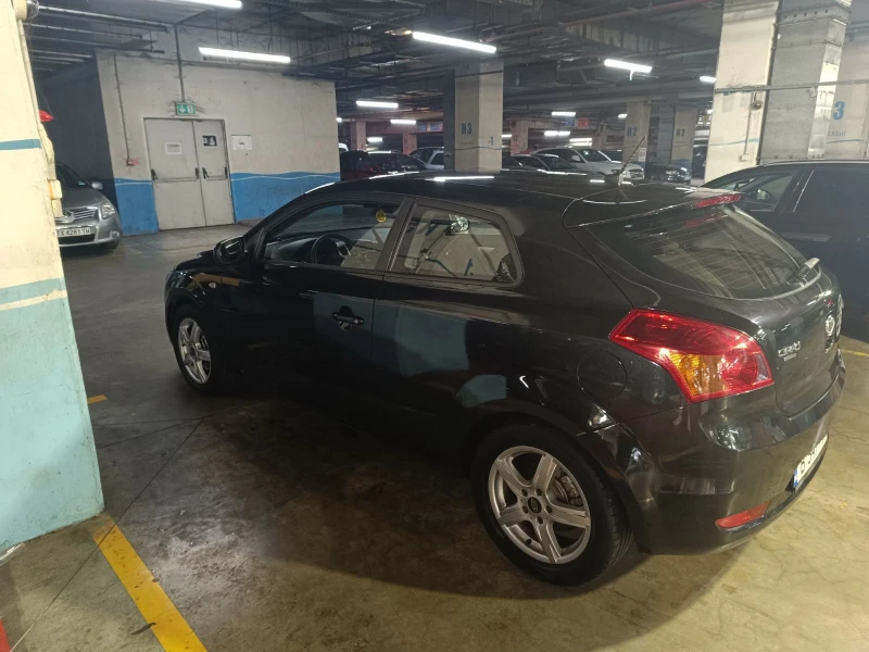 Kia Ceed, снимка 3 - Автомобили и джипове - 52044847