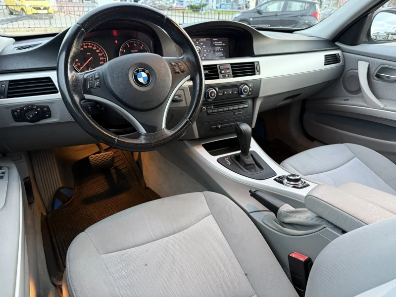 BMW 320 AVTOMAT, снимка 12 - Автомобили и джипове - 52533625