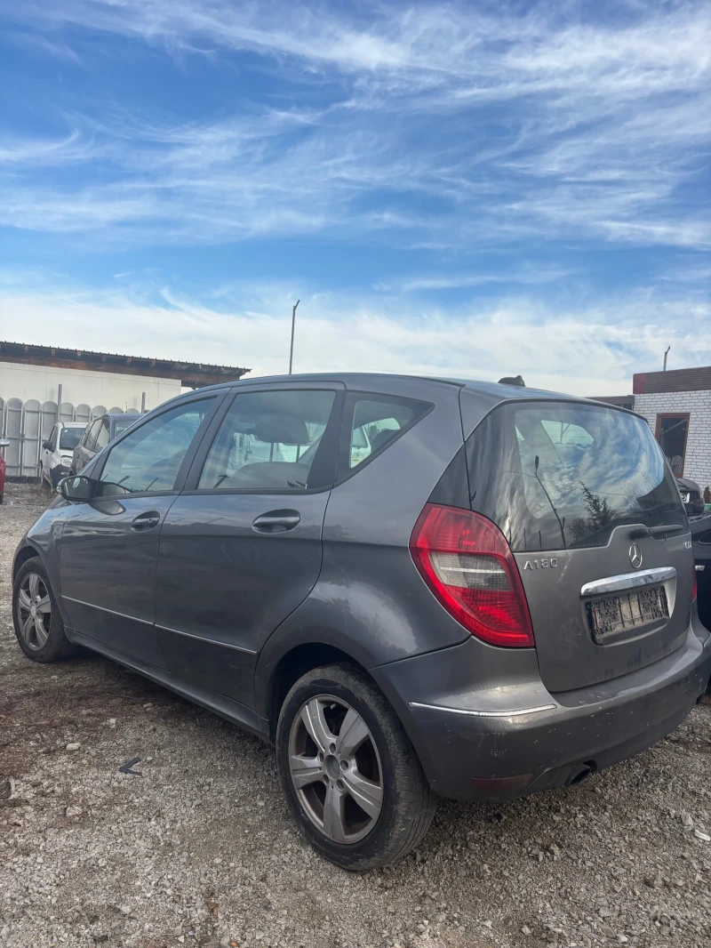Mercedes-Benz A 180, снимка 5 - Автомобили и джипове - 52825213