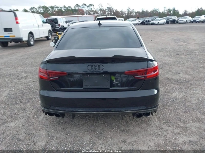 Audi S4 * 3.0T PREMIUM PLUS * CARFAX * БЕЗ ПЪРВОНАЧАЛНА ВН, снимка 16 - Автомобили и джипове - 53008743