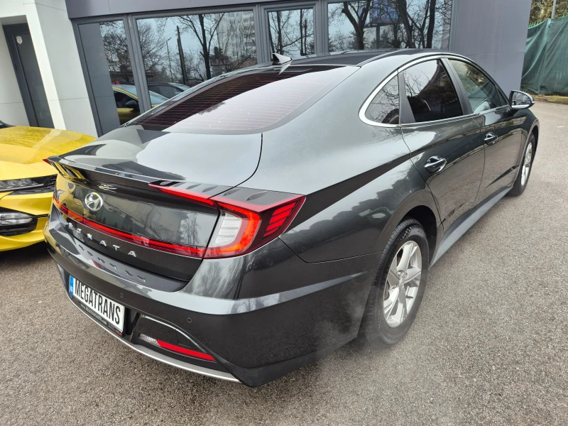 Hyundai Sonata 2.0 cm3 Бензин Наличен в БГ, снимка 3 - Автомобили и джипове - 53257087