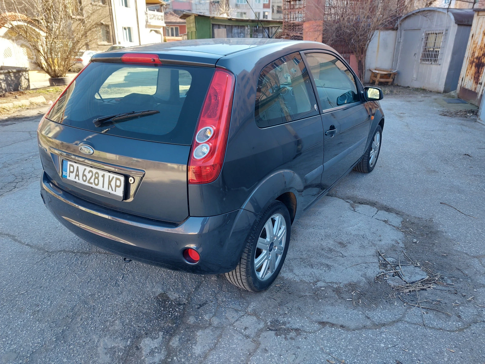 Ford Fiesta  - изображение 4