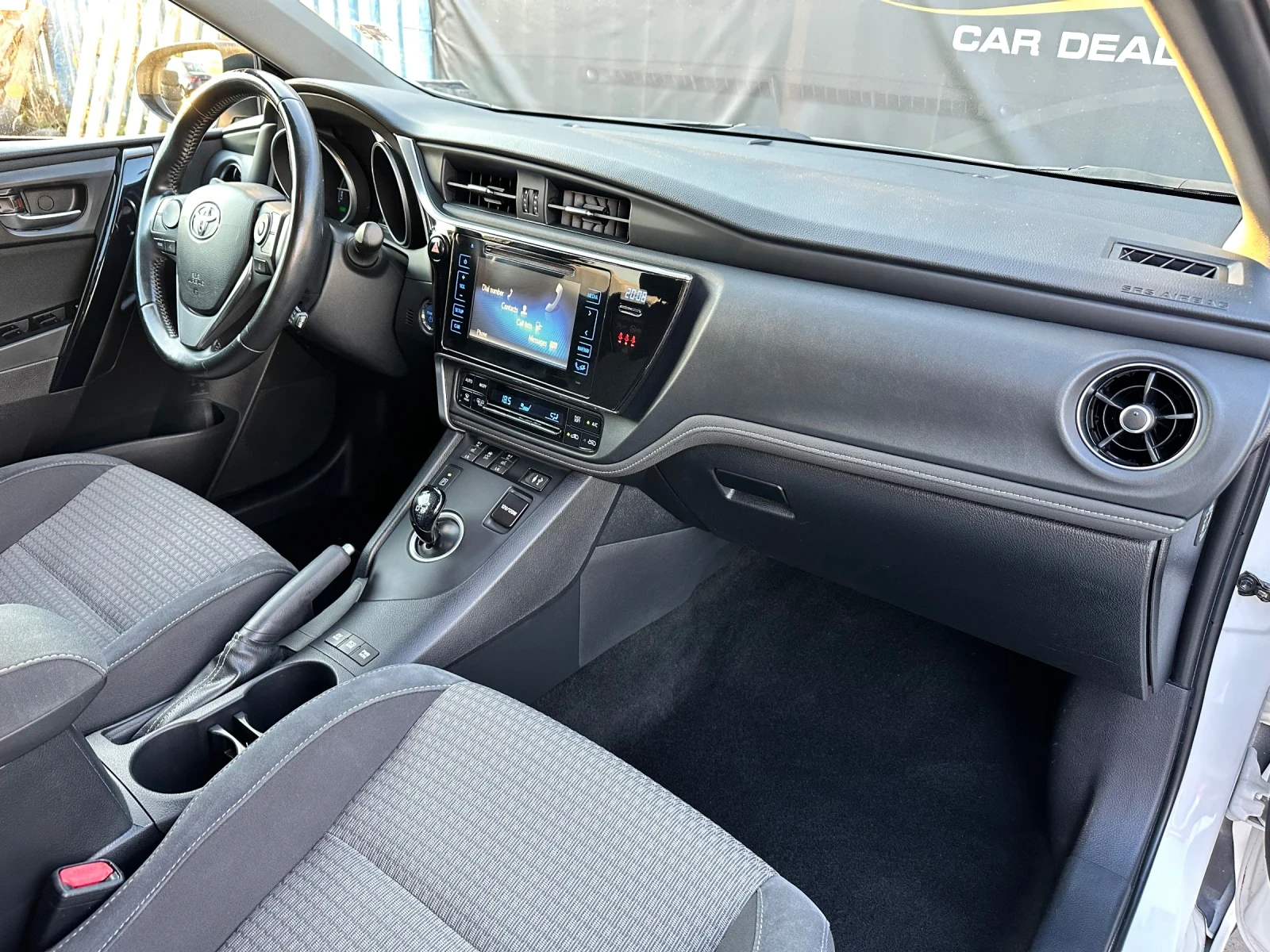 Toyota Auris 1.8* HYBRID* ГАРАНЦИЯ*  - изображение 10