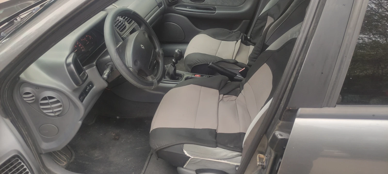 Renault Laguna | Mobile.bg � ����������� 11